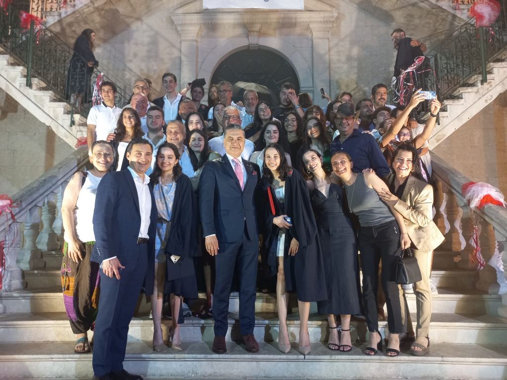 TACli Aileler ve TACli Çocukları